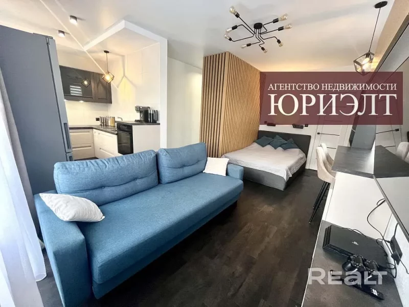 Комната квартиры-студии на Ленина