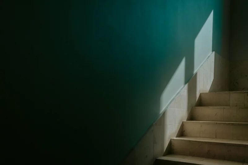 Гродненка пожаловалась в милицию на неизвестных в подъезде - те просто прятались от грозы Гродненка пожаловалась в милицию на неизвестных в подъезде - те просто прятались от грозы