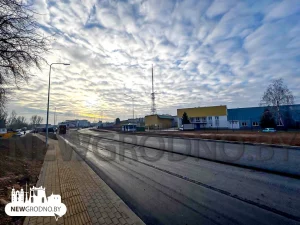 Улицы Гаспадарчую и Дубко соединили четырехполосной дорогой Дорога между улицами Дубко и Гаспадарчей. Фото: NewGrodno.by