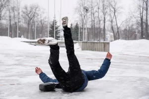 В Гродненской области от гололеда пострадало 326 человек — это меньше, чем в других регионах страны
