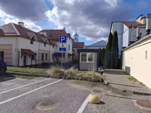 Бывшее здание "Матежи школьной"