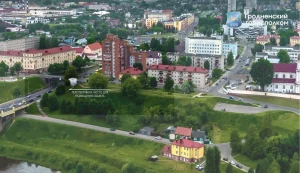 Скульптура на Дарвина в Гродно