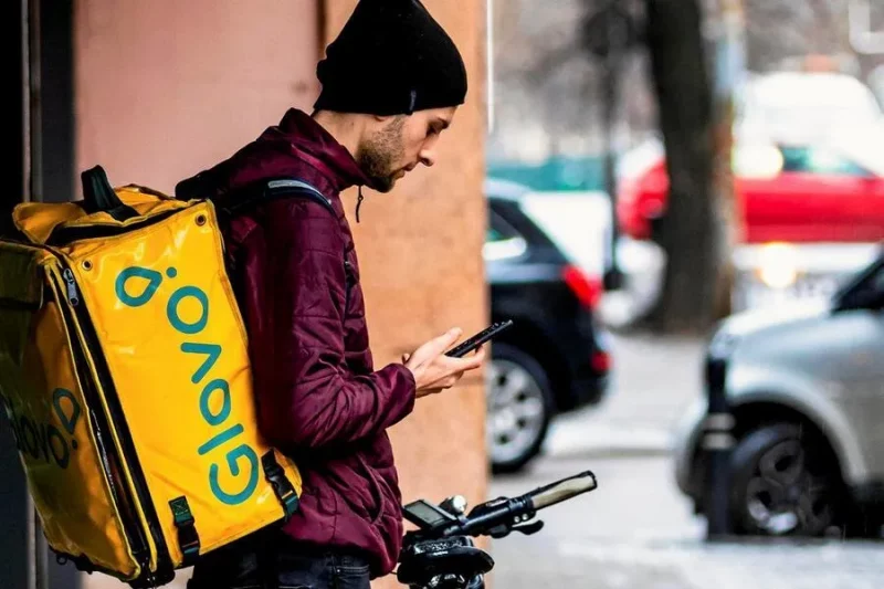Курьер. Фото: Shutterstock