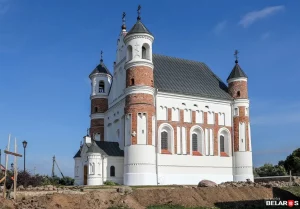 На сводах храма в Мурованке появились трещины: приход ищет спонсоров для работ