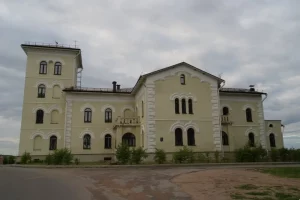 На  Лидчине разработали первый титульный туристический маршрут. Он обошелся дешевле презентации — и только на русском