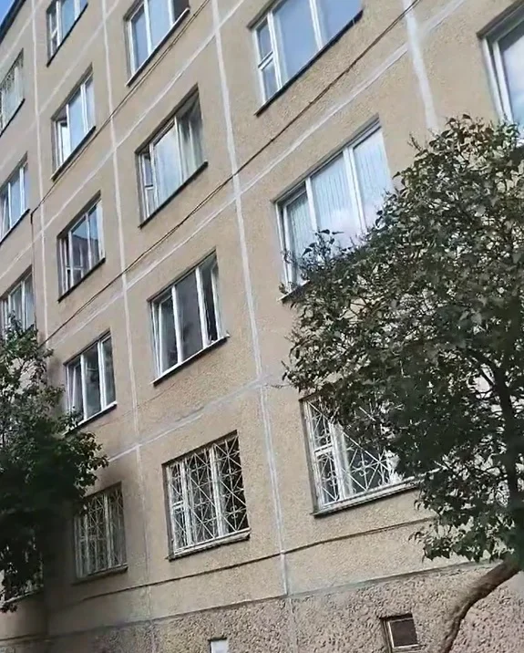 «Проще съездить в Турцию». Гродненку удивили очереди на протезирование на несколько лет вперед и расположение стоматологии