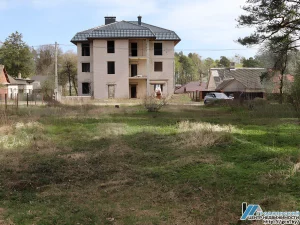 Почти в лесопарке Пышки рядом с Тропой здоровья хотят построить таунхаусы Улица Фестивальная - участок, который выставили на аукцион