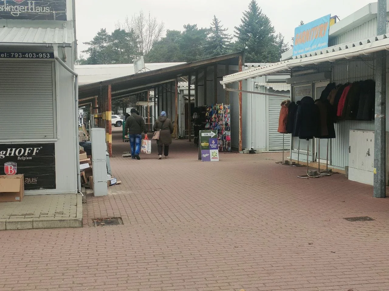 „Без белорусов трудно“. Как Кавалерийский рынок в Белостоке (не) оживает после открытия границ