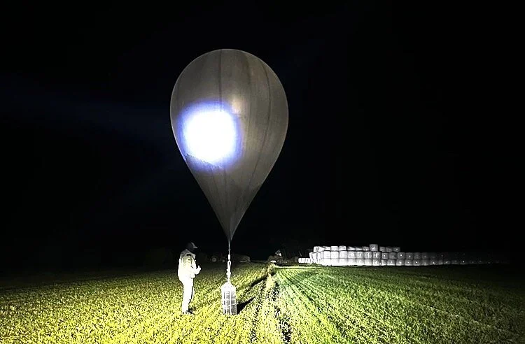 В Литве вводят чрезвычайное положение из-за метеозондов с контрабандой из Беларуси Метеозонды Литва