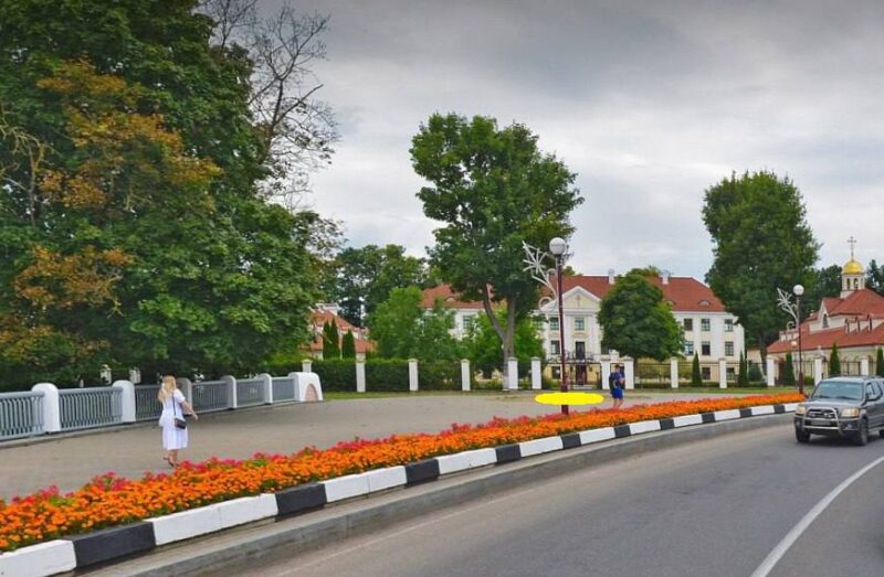 Фестивальный, киношный и туристический. Власти Гродно объявили конкурс на скульптуру оленя (обновлено)