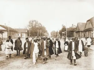 Жители Яново в начале ХХ века. Среди них были лабори