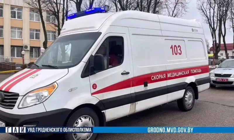 В Гродно оштрафовали двух водителей - не уступили дорогу скорой скорая