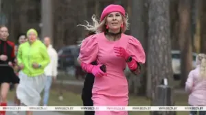 забег в платьях