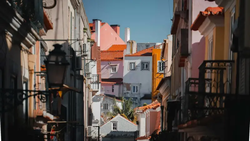slow travel in Portugal city