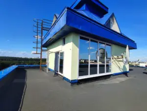 В Гродно продают коттедж, который находится на крыше многоэтажки 