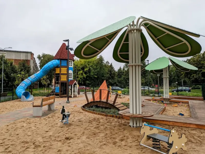 Гродзенка паскардзілася на недахоп дзіцячых пляцовак у цэнтры горада - яе падтрымалі