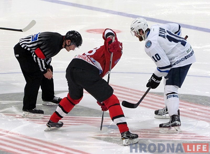 "Нёман" закінуў "Дынама-Маладзечна" шэсць безадказных шайб "Нёман" закінуў "Дынама-Маладзечна" шэсць безадказных шайб