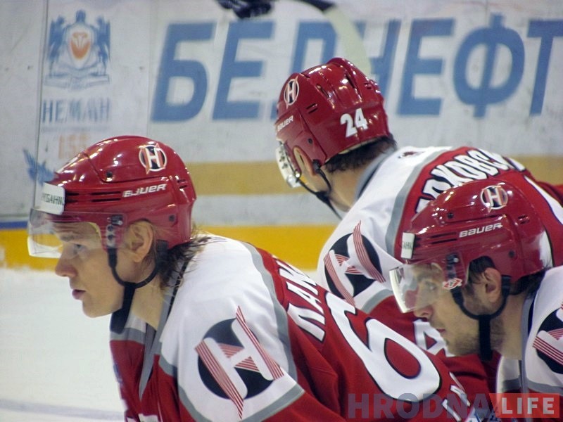 "Нёман" закінуў "Дынама-Маладзечна" шэсць безадказных шайб "Нёман" закінуў "Дынама-Маладзечна" шэсць безадказных шайб