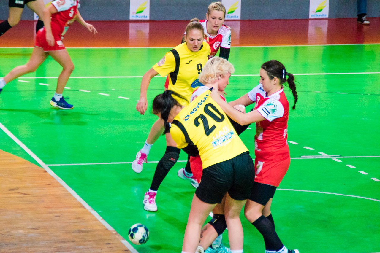 "Гараднічанка" з буйным лікам прайграла ў Гомелі "Гараднічанка" з буйным лікам прайграла ў Гомелі