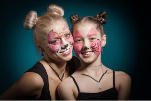 Вядомыя гродзенцы "азвярэлі" каб падтрымаць бяздомных жывёл Вядомыя гродзенцы "азвярэлі" каб падтрымаць бяздомных жывёл