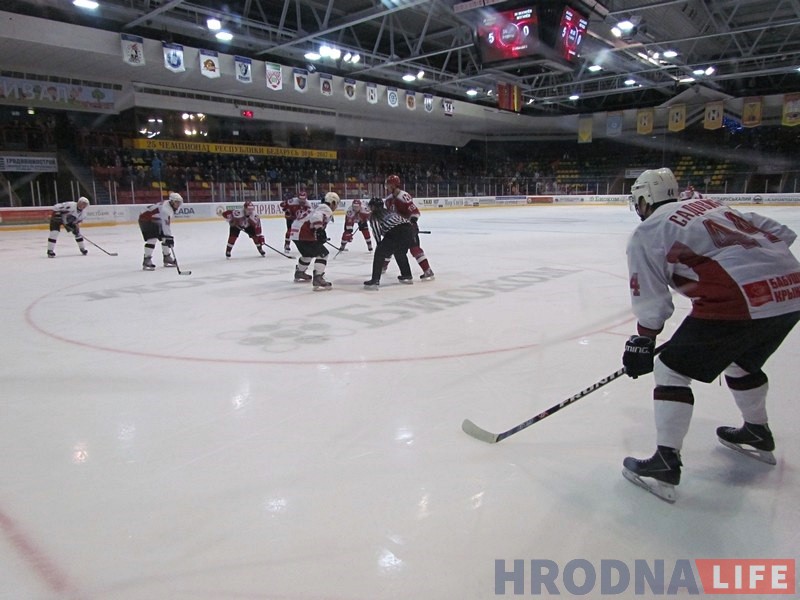 "Нёман" у Гродне закінуў "Магілёву" дзесяць безадказных шайб "Нёман" у Гродне закінуў "Магілёву" дзесяць безадказных шайб