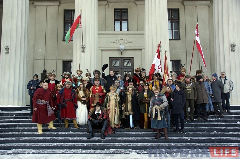 Шэсце ў гонар Стэфана Баторыя прайшло ад замку да Фарнага касцёла Шэсце ў гонар Стэфана Баторыя прайшло ад замку да Фарнага касцёла