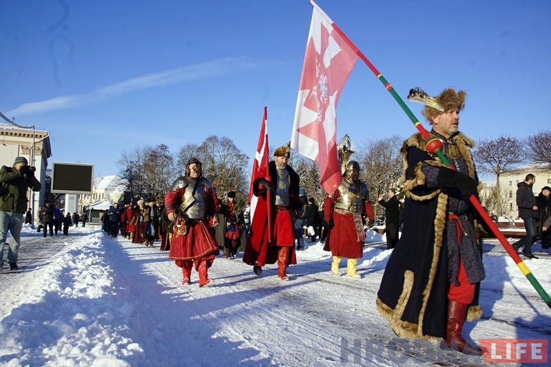 Шэсце ў гонар Стэфана Баторыя прайшло ад замку да Фарнага касцёла Шэсце ў гонар Стэфана Баторыя прайшло ад замку да Фарнага касцёла