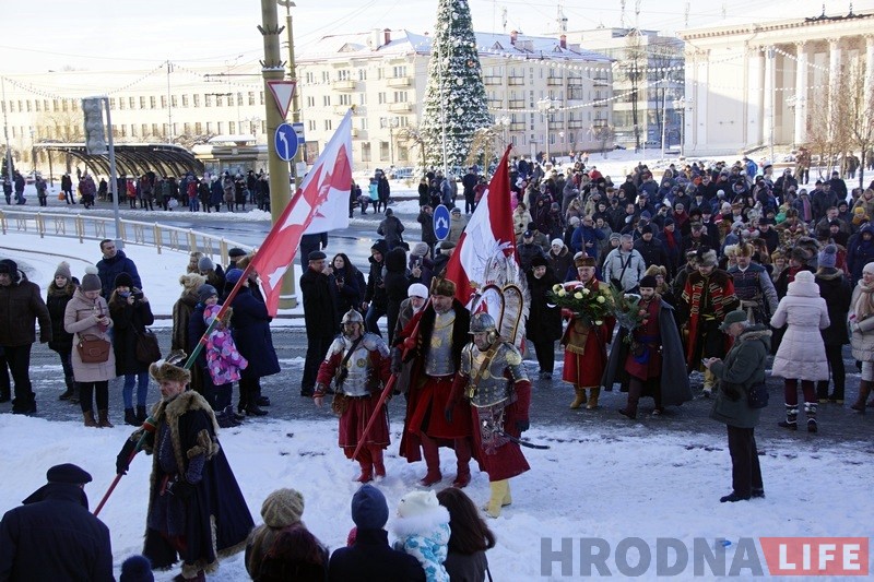 Шэсце ў гонар Стэфана Баторыя прайшло ад замку да Фарнага касцёла Шэсце ў гонар Стэфана Баторыя прайшло ад замку да Фарнага касцёла