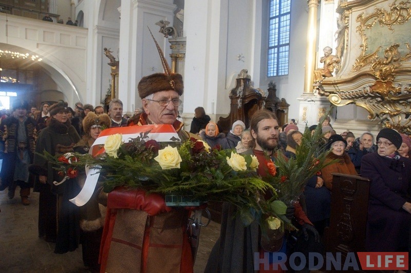 Шэсце ў гонар Стэфана Баторыя прайшло ад замку да Фарнага касцёла Шэсце ў гонар Стэфана Баторыя прайшло ад замку да Фарнага касцёла