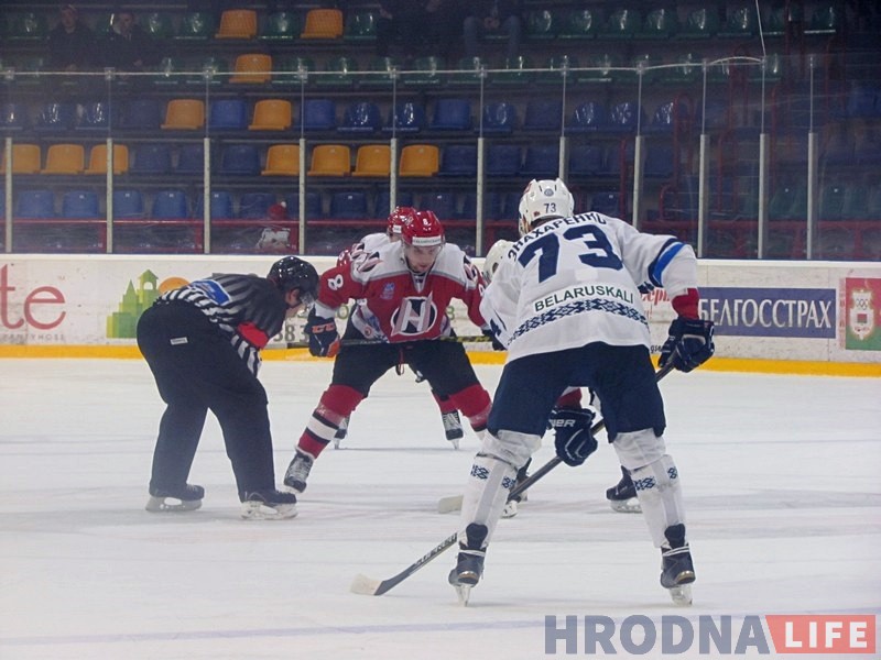 "Нёман" паказаў характар і абыграў "Дынама-Маладзечна" "Нёман" паказаў характар і абыграў "Дынама-Маладзечна"