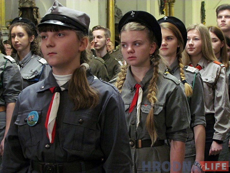 Харцэры даставілі Бэтлеемскі агонь у Гродна Харцэры даставілі Бэтлеемскі агонь у Гродна