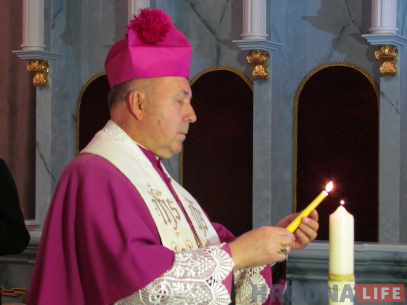 Харцэры даставілі Бэтлеемскі агонь у Гродна Харцэры даставілі Бэтлеемскі агонь у Гродна