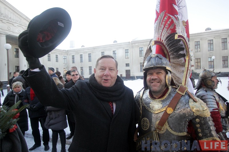 Шэсце ў гонар Стэфана Баторыя прайшло ад замку да Фарнага касцёла Шэсце ў гонар Стэфана Баторыя прайшло ад замку да Фарнага касцёла