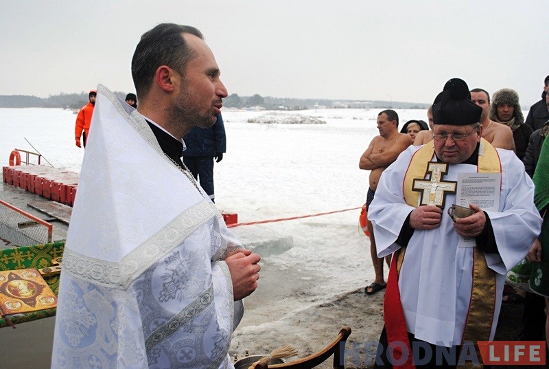 Гродзенцы на Юбілейным возеры святкавалі Вадохрышча Гродзенцы на Юбілейным возеры святкавалі Вадохрышча