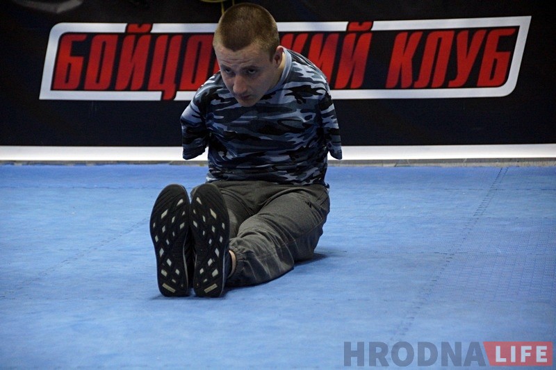 Хлопец, якi можа пастаяць за сябе. Як гродзенец стаў баксёрам без рук Хлопец, якi можа пастаяць за сябе. Як гродзенец стаў баксёрам без рук