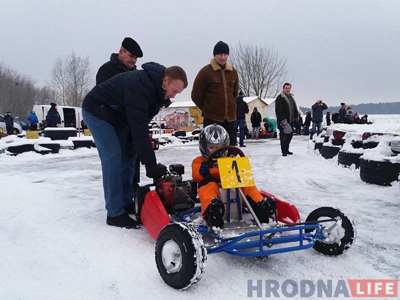 Аматары картынгу ў Гродне адкрылі зімовы сезон Аматары картынгу ў Гродне адкрылі зімовы сезон