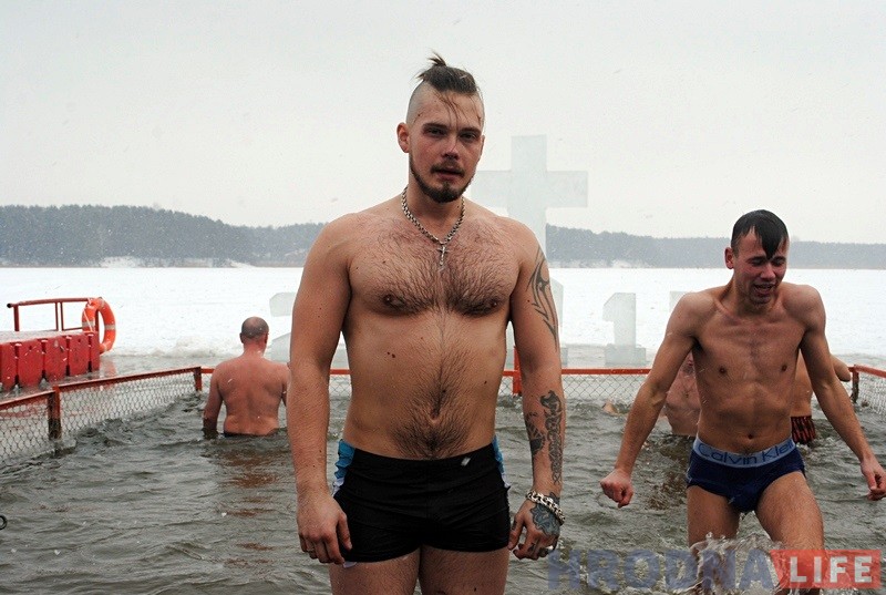 Гродзенцы на Юбілейным возеры святкавалі Вадохрышча Гродзенцы на Юбілейным возеры святкавалі Вадохрышча