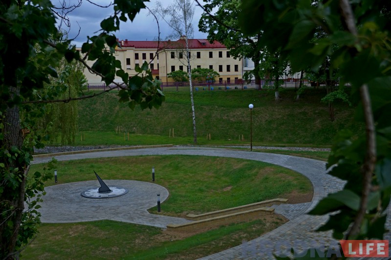 sonechnyi-gadzinnik-kalya-pvt-dalina-garadnichanki