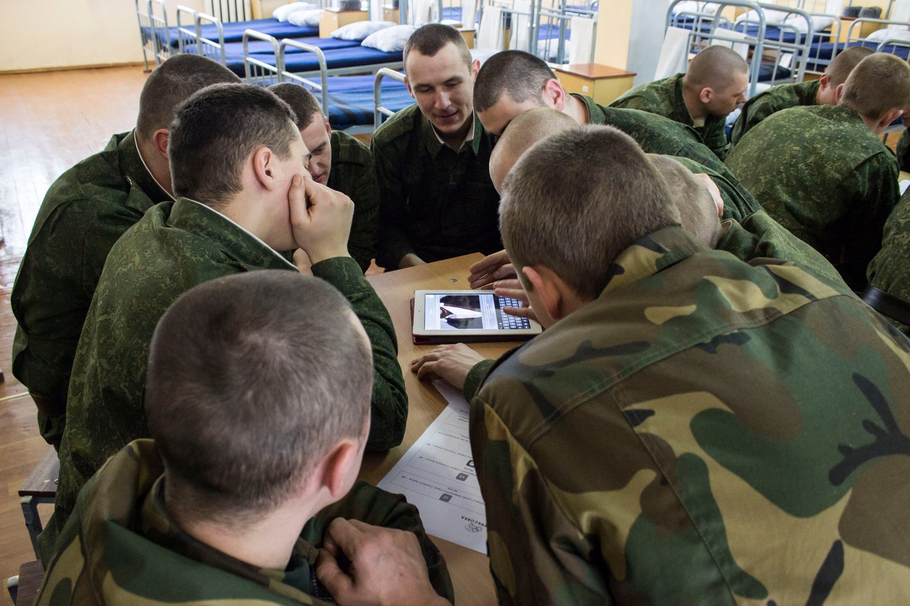 Дадаўшы сучасных тэхналогій, гродзенцы стварылі новую інтэлектуальную гульню "Патасоўка" Дадаўшы сучасных тэхналогій, гродзенцы стварылі новую інтэлектуальную гульню "Патасоўка"