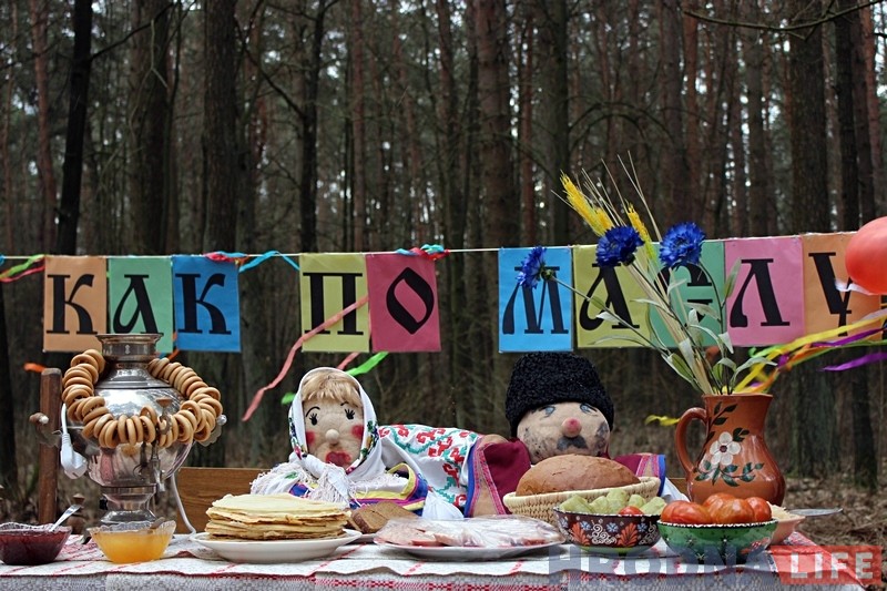 Фотарэпартаж: У Пышках адзначылі масленіцу масавымі гуляннямі Фотарэпартаж: У Пышках адзначылі масленіцу масавымі гуляннямі