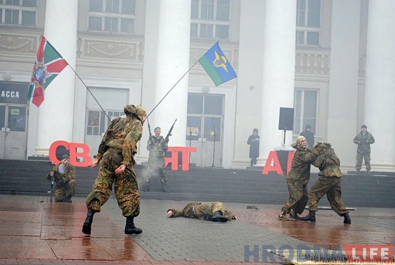 23 лютага наступіла на Савецкай плошчы на пяць дзён раней 23 лютага наступіла на Савецкай плошчы на пяць дзён раней