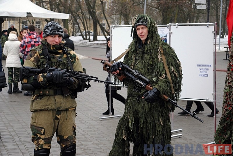 23 лютага наступіла на Савецкай плошчы на пяць дзён раней 23 лютага наступіла на Савецкай плошчы на пяць дзён раней