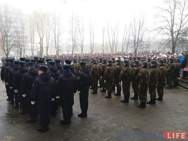 Памяць воінаў-інтэрнацыяналістаў ушанавалі на мітынгу ў Гродне Памяць воінаў-інтэрнацыяналістаў ушанавалі на мітынгу ў Гродне