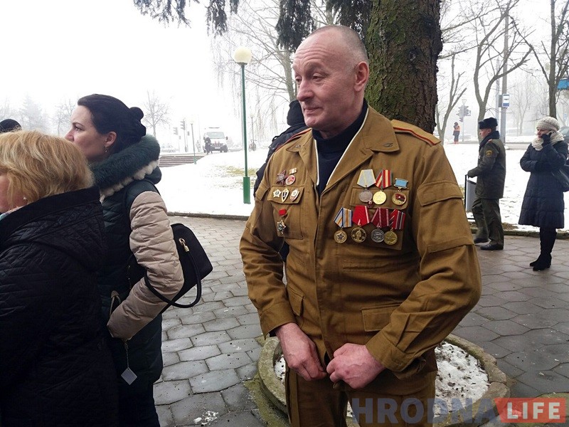 Памяць воінаў-інтэрнацыяналістаў ушанавалі на мітынгу ў Гродне Памяць воінаў-інтэрнацыяналістаў ушанавалі на мітынгу ў Гродне