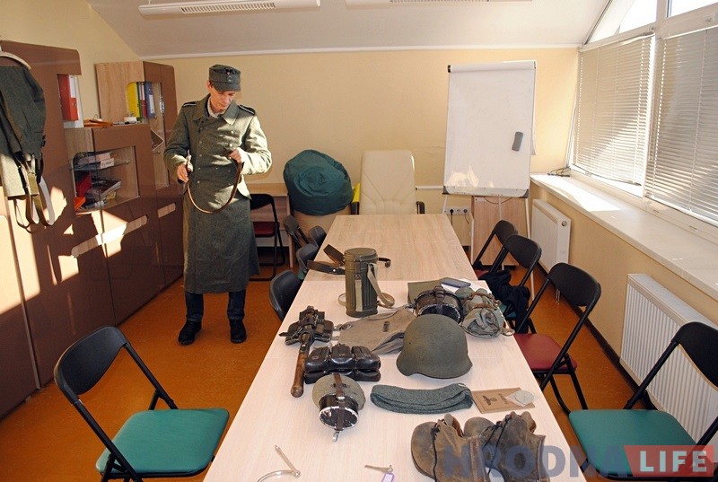 Цікавіўся вайной з дзяцінства: як гродзенскі эстонец Эдуард стаў салдатам Вермахта Хельмутам Шмідтам Цікавіўся вайной з дзяцінства: як гродзенскі эстонец Эдуард стаў салдатам Вермахта Хельмутам Шмідтам