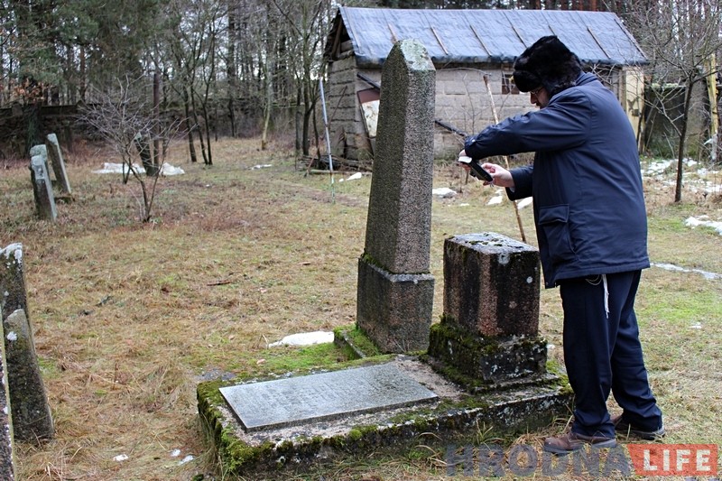 "Прыехаць і памаліцца - гэта цуд". Англійскія школьнікі наведалі Гродна і ўшанавалі памяць мясцовых яўрэяў "Прыехаць і памаліцца - гэта цуд". Англійскія школьнікі наведалі Гродна і ўшанавалі памяць мясцовых яўрэяў