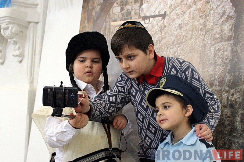 Гродзенскія іўдзеі адзначаюць Пурым - самае вясёлае свята яўрэйскага календара Гродзенскія іўдзеі адзначаюць Пурым - самае вясёлае свята яўрэйскага календара