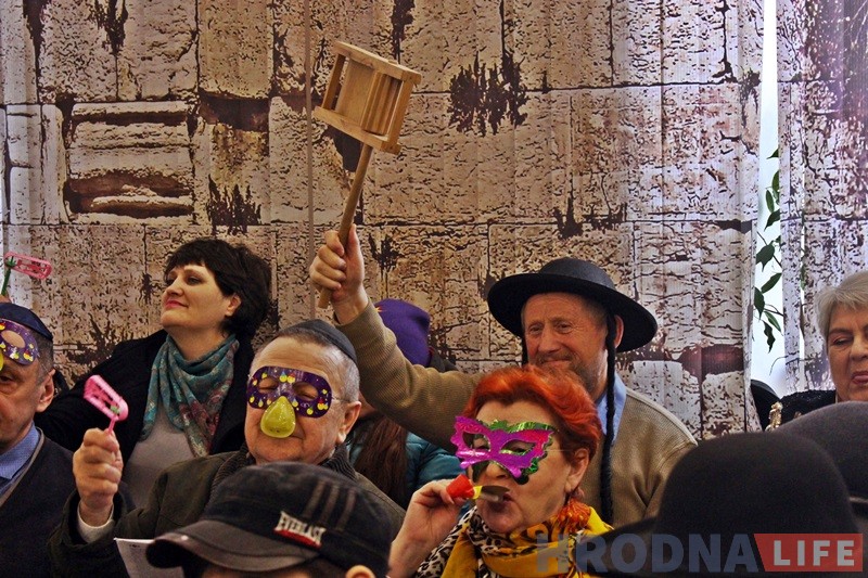 Гродзенскія іўдзеі адзначаюць Пурым - самае вясёлае свята яўрэйскага календара Гродзенскія іўдзеі адзначаюць Пурым - самае вясёлае свята яўрэйскага календара