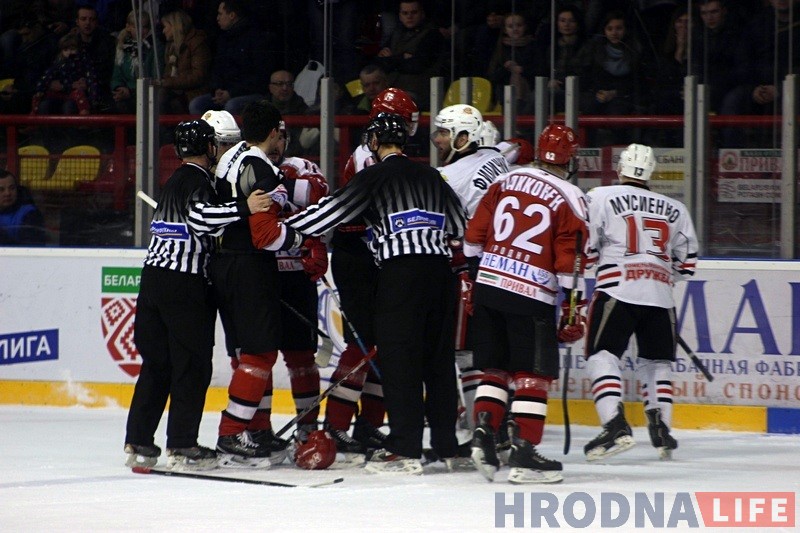 "Нёман" абыграў "Гомель" у першым паўфінальным матчы Кубка прэзідэнта "Нёман" абыграў "Гомель" у першым паўфінальным матчы Кубка прэзідэнта