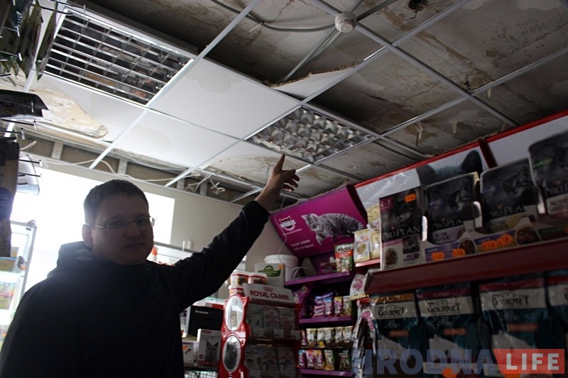 "Як адкрыліся, так і зачыніліся". Новую заакраму на Дамініканскай затапілі, а да каго звяртацца з прэтэнзіямі - невядома